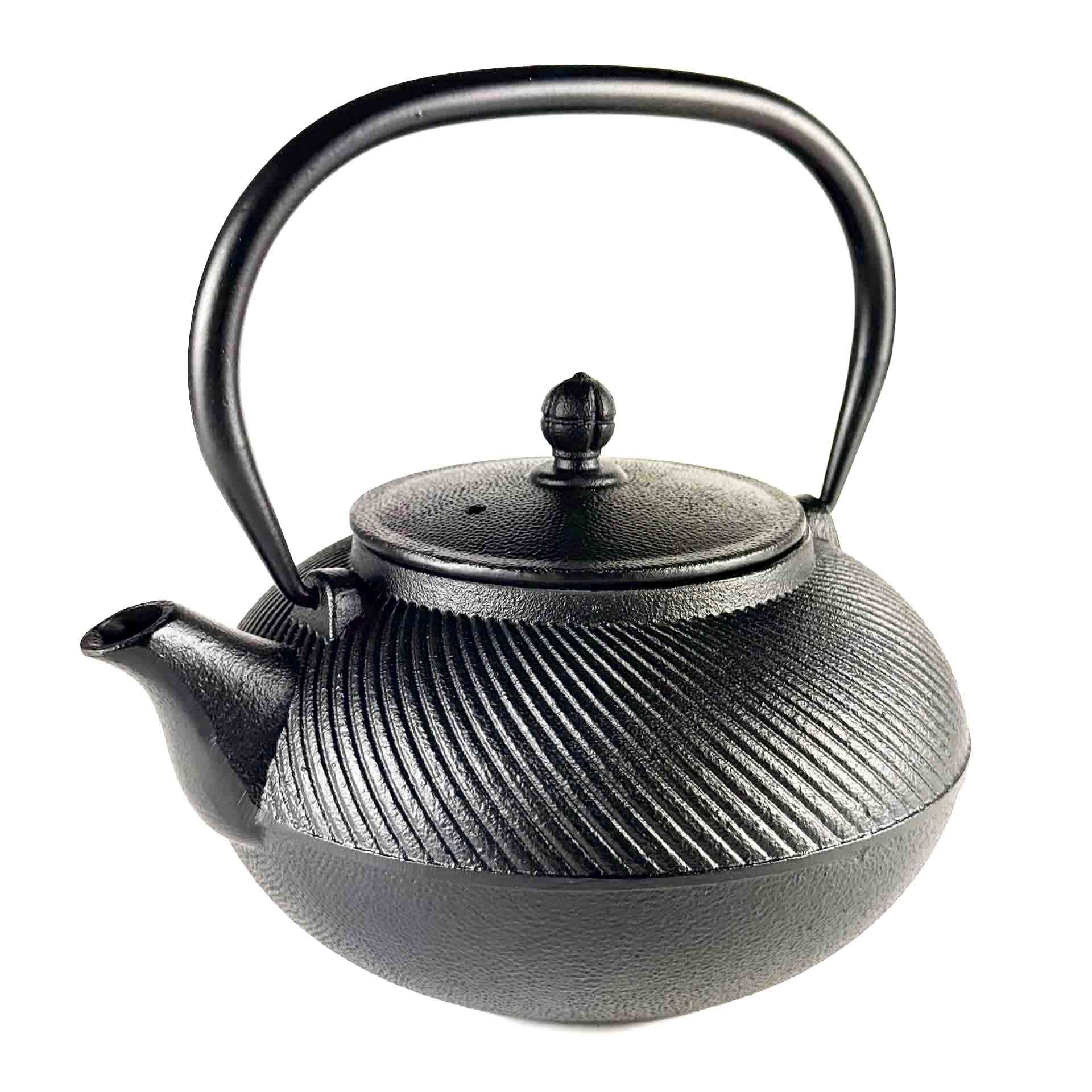 Kurotama Black Cast Iron Teapot 1000 ml with Stainless Steel Infuser